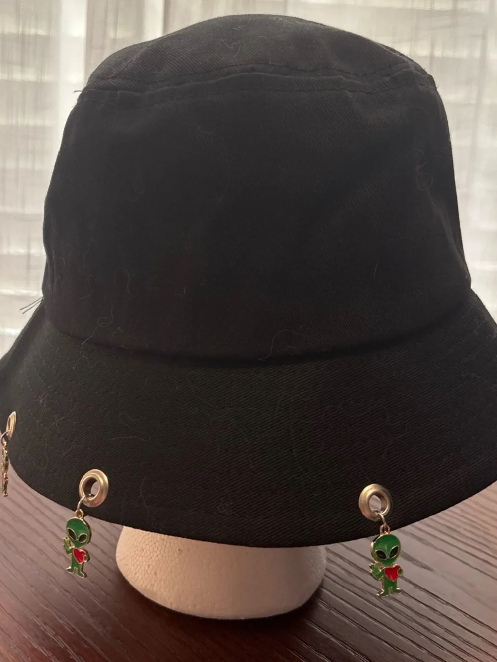 Black Bucket Hat with Green Alien Charms